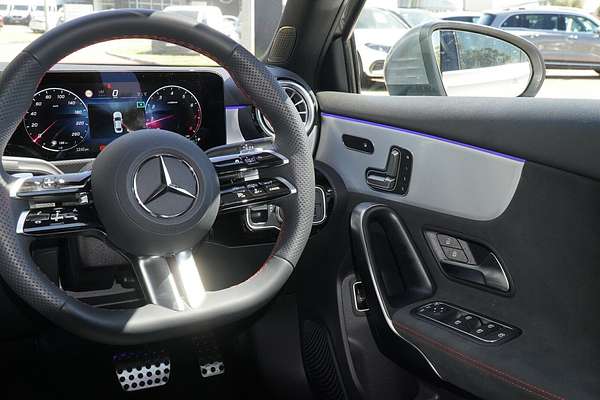 2024 Mercedes-Benz A-Class A200 W177