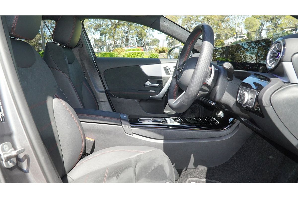 2024 Mercedes-Benz A-Class A200 W177