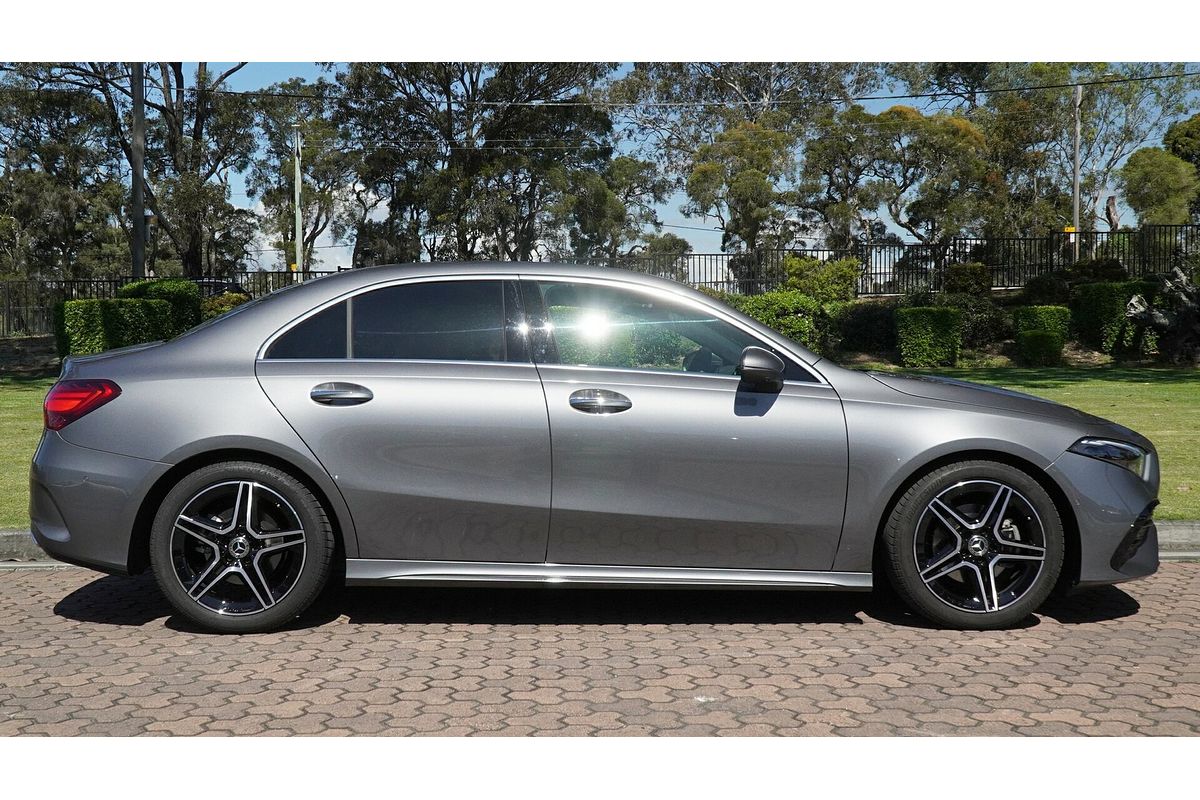 2024 Mercedes-Benz A-Class A200 W177