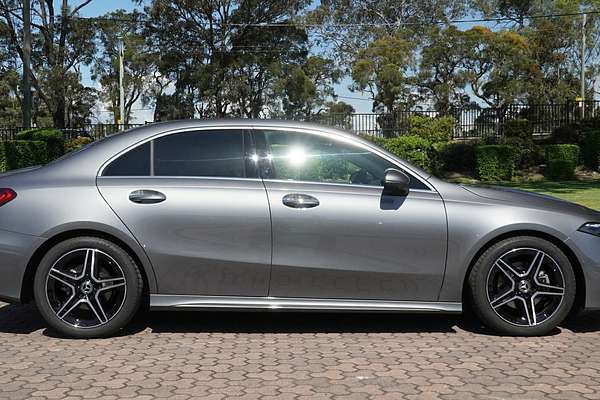 2024 Mercedes-Benz A-Class A200 W177