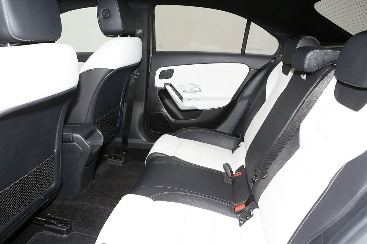 2020 Mercedes-Benz A-Class A180 V177