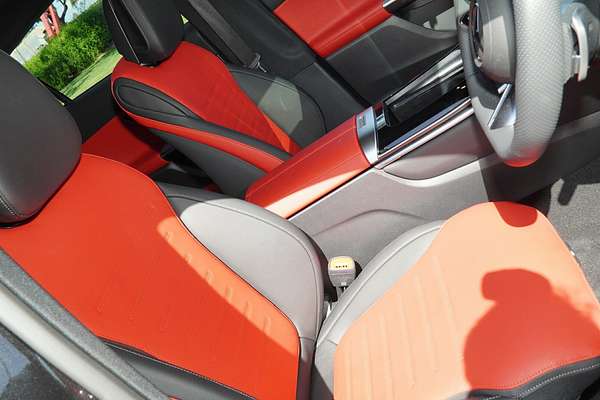 2025 Mercedes-Benz GLC-Class GLC300 C254