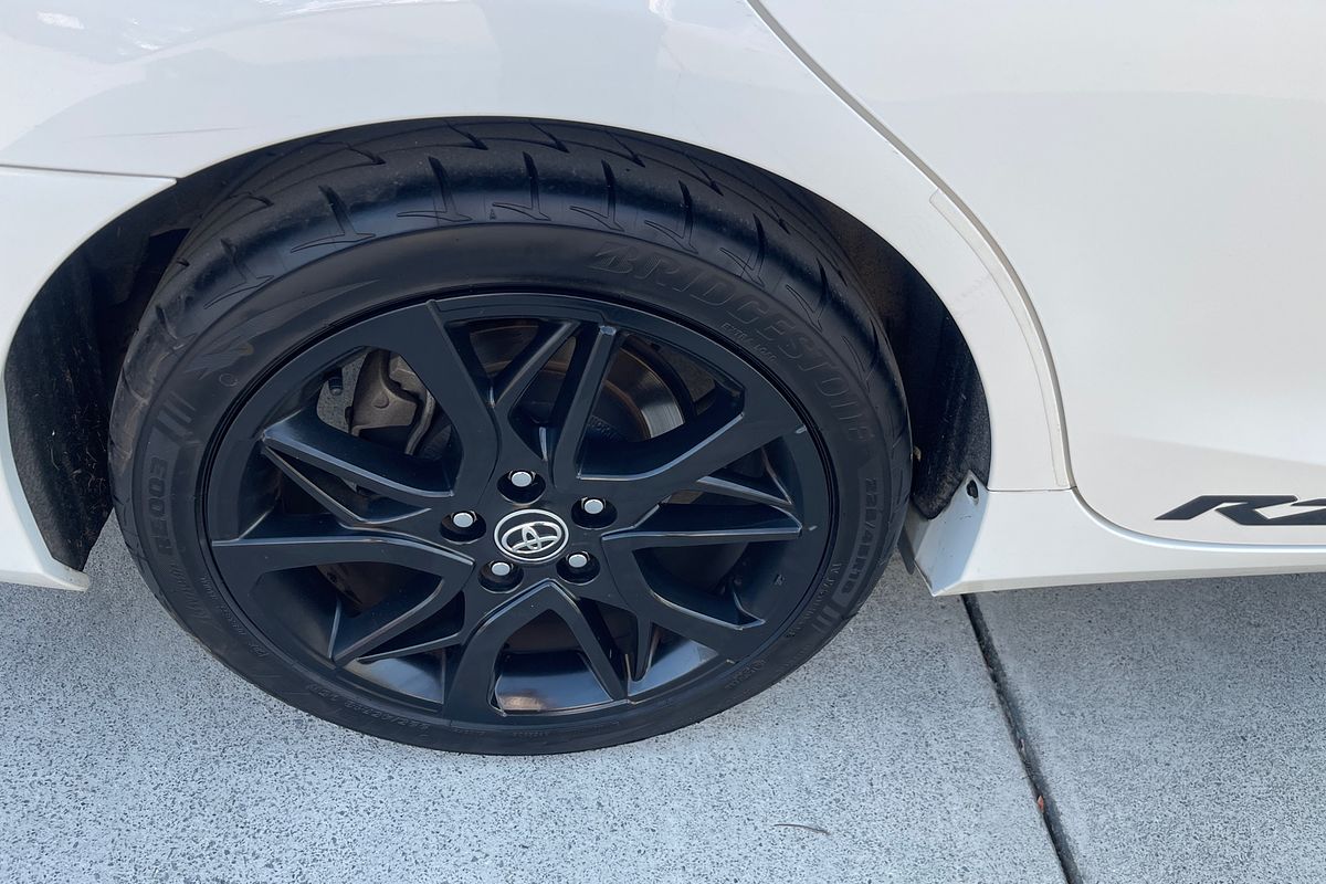 2016 Toyota Camry Atara S ASV50R