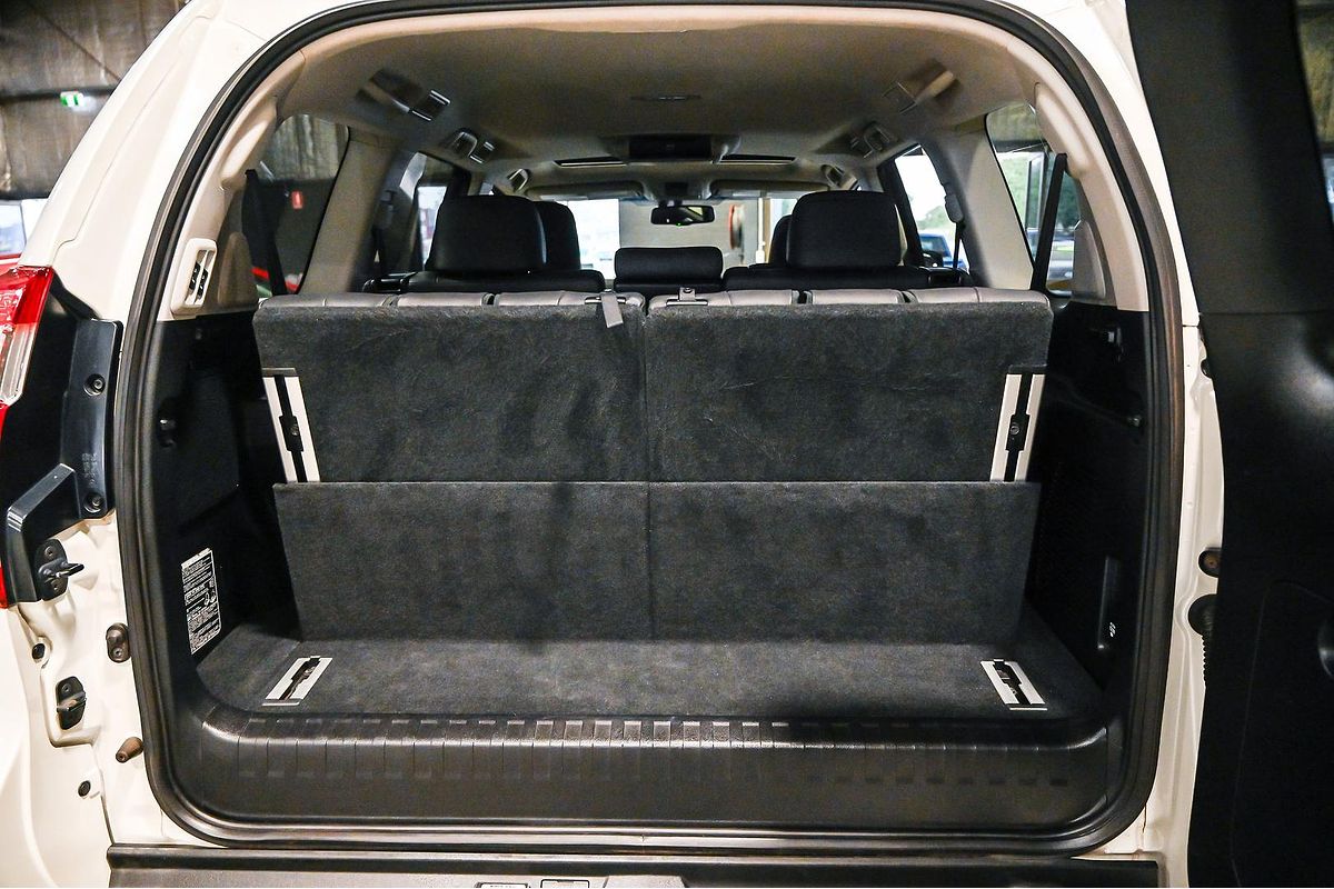 2017 Toyota Landcruiser Prado Kakadu GDJ150R