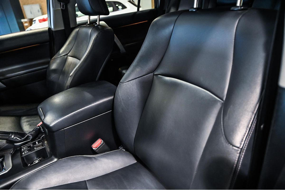 2017 Toyota Landcruiser Prado Kakadu GDJ150R