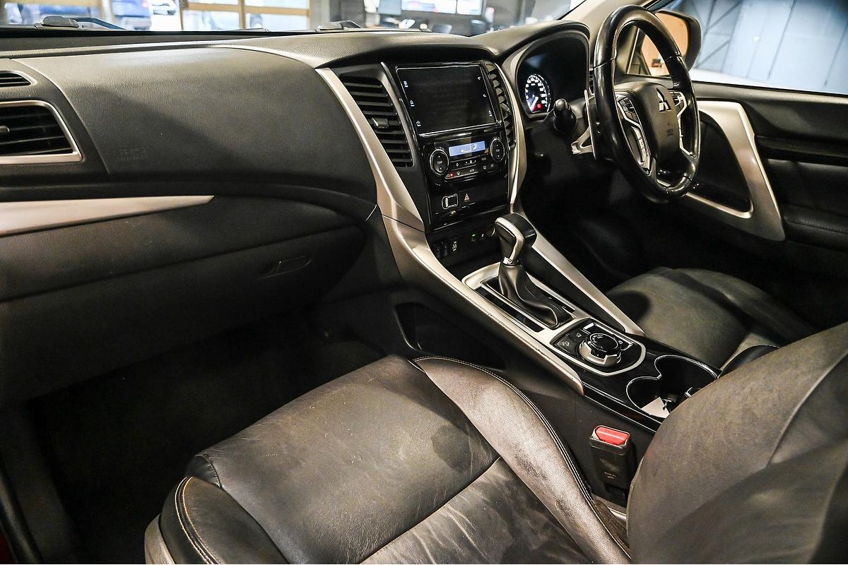 2017 Mitsubishi Pajero Sport Exceed QE