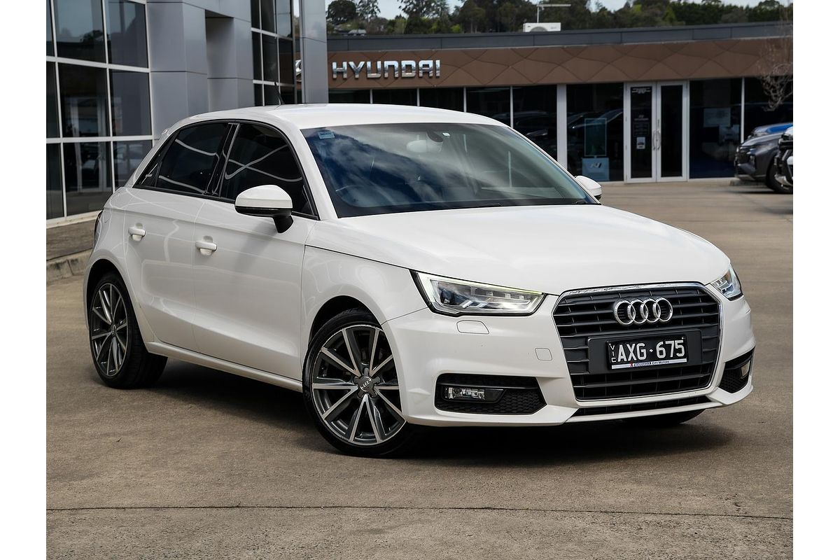 2015 Audi A1 Attraction 8X
