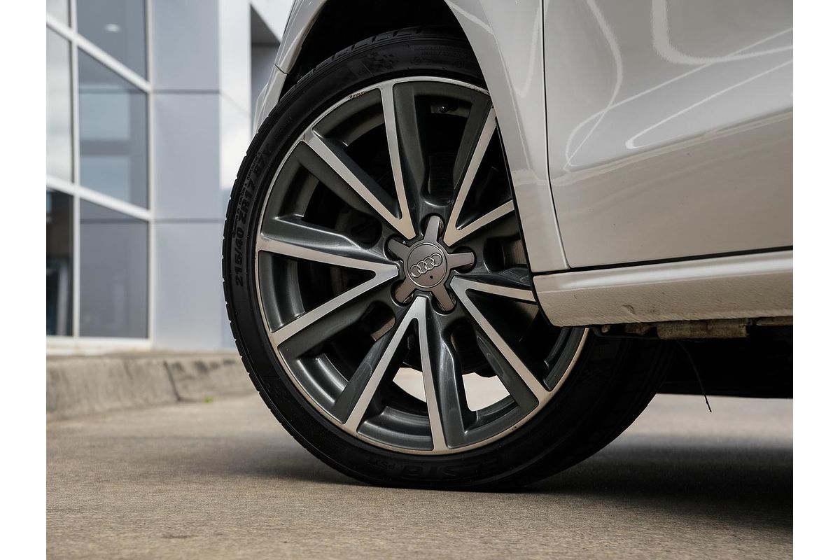 2015 Audi A1 Attraction 8X