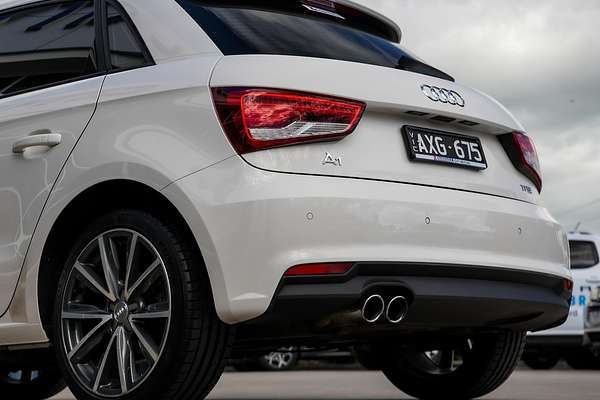 2015 Audi A1 Attraction 8X