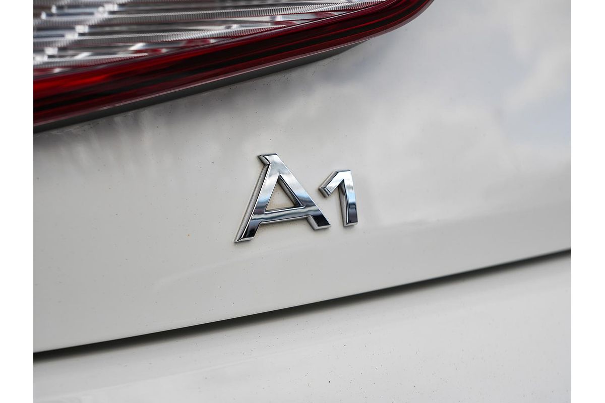 2015 Audi A1 Attraction 8X