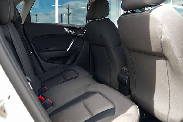 2015 Audi A1 Attraction 8X