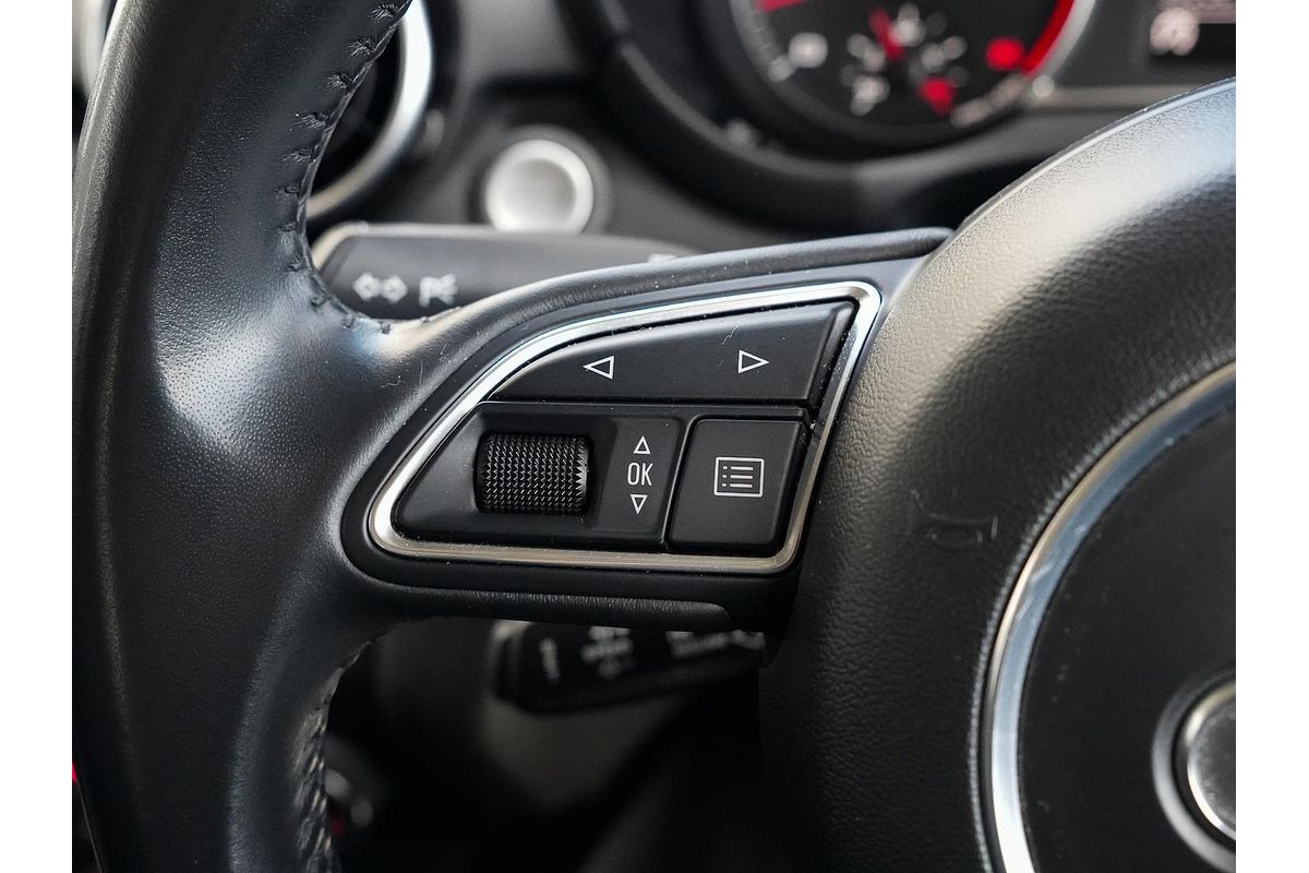 2015 Audi A1 Attraction 8X