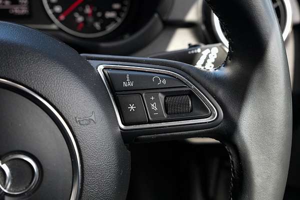 2015 Audi A1 Attraction 8X