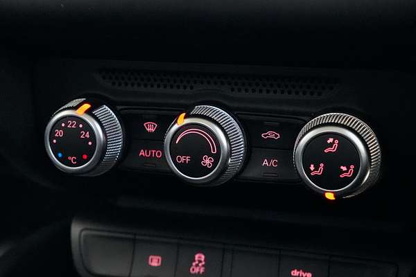 2015 Audi A1 Attraction 8X