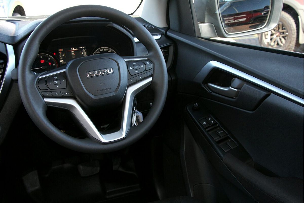 2025 Isuzu D-MAX LS-M 4X4