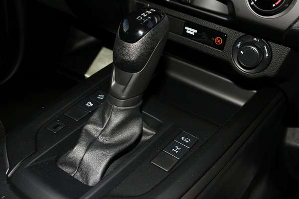 2025 Isuzu D-MAX LS-M 4X4