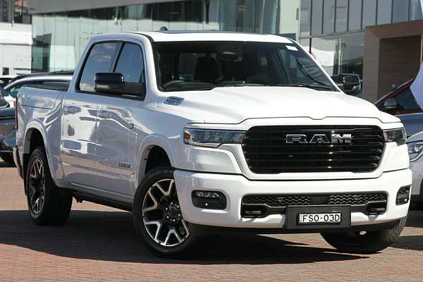 2025 RAM 1500 Laramie Sport Hurricane SO RamBox DT 4X4 SWB