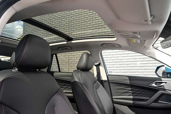 2025 MG HS Super Hybrid Essence AS33P