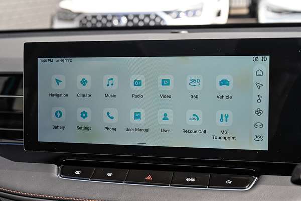 2025 MG HS Super Hybrid Essence AS33P