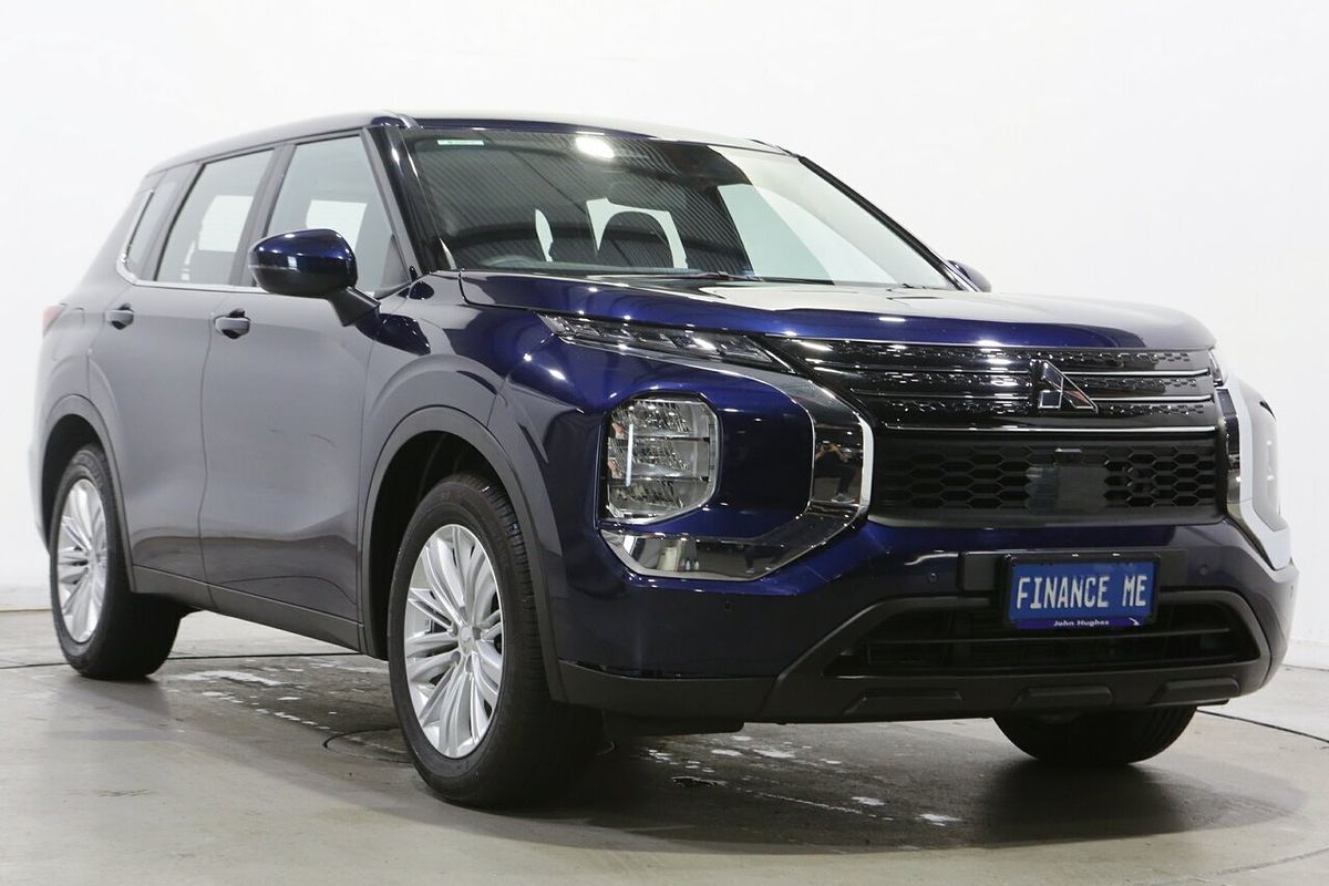2023 Mitsubishi Outlander ES ZM