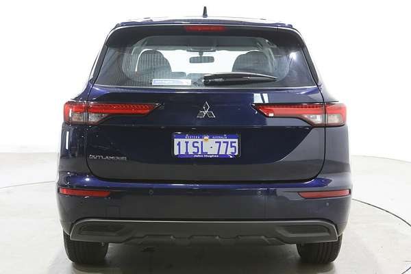 2023 Mitsubishi Outlander ES ZM