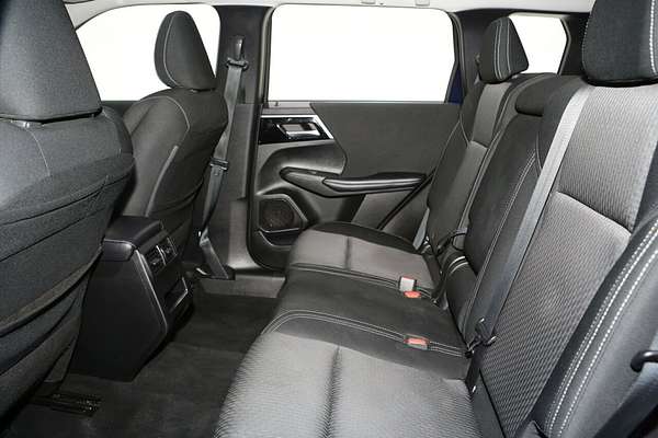 2023 Mitsubishi Outlander ES ZM