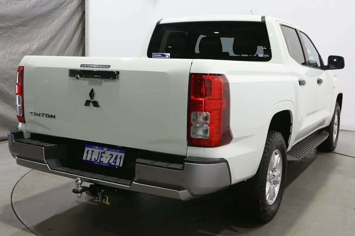 2024 Mitsubishi Triton GLX+ MV 4X4