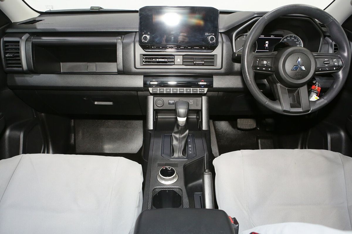 2024 Mitsubishi Triton GLX+ MV 4X4