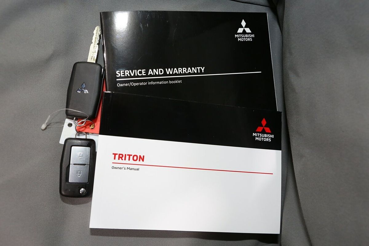 2024 Mitsubishi Triton GLX+ MV 4X4