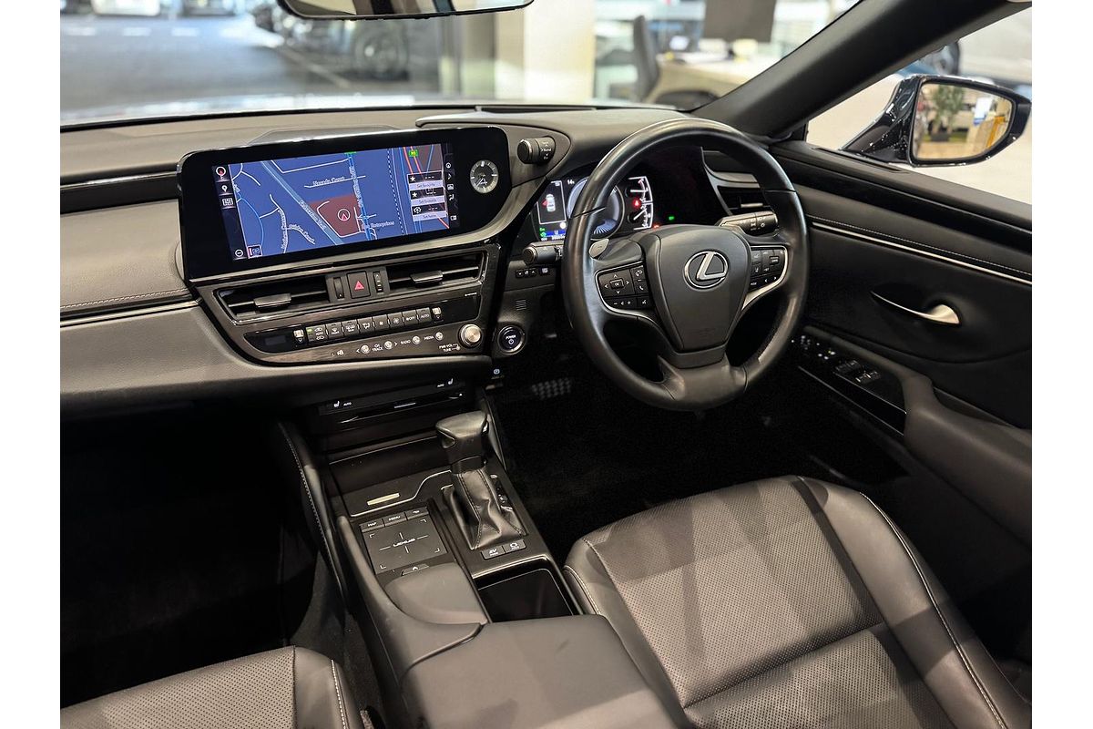 2021 Lexus ES ES300h Luxury AXZH10R