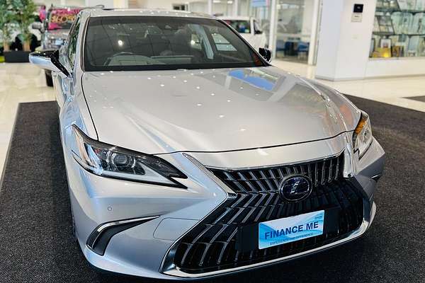2021 Lexus ES ES300h Luxury AXZH10R