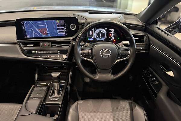 2021 Lexus ES ES300h Luxury AXZH10R