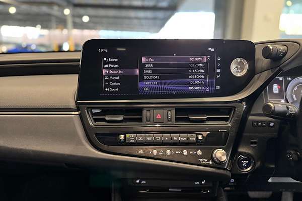 2021 Lexus ES ES300h Luxury AXZH10R