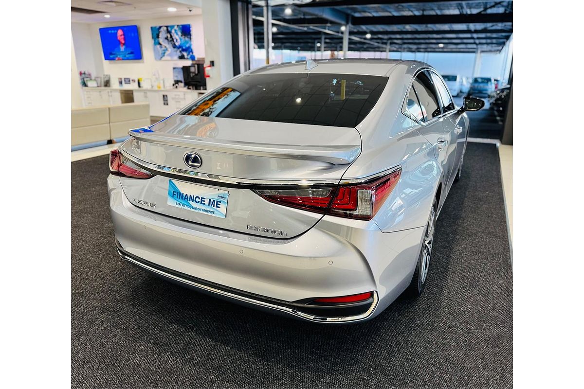 2021 Lexus ES ES300h Luxury AXZH10R