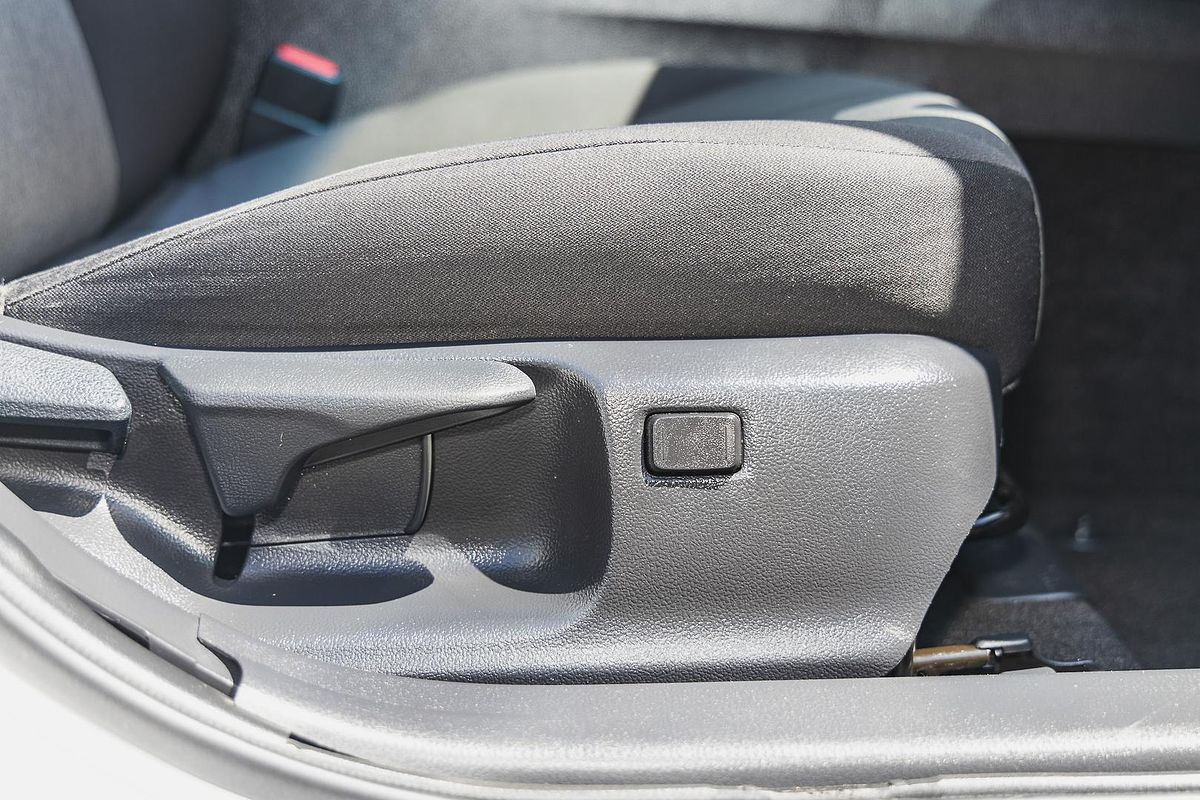 2023 Toyota Camry Ascent AXVH70R