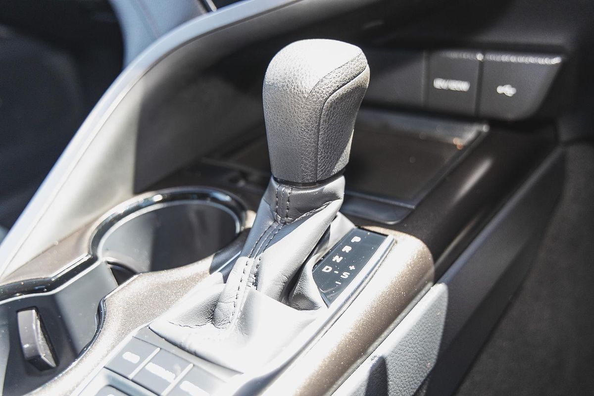 2023 Toyota Camry Ascent AXVH70R