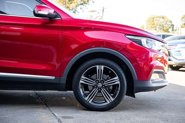 2019 MG ZS Essence AZS1