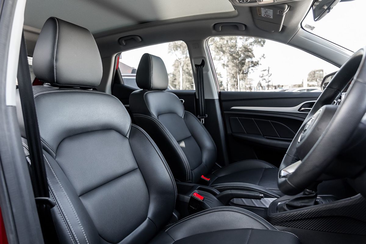 2019 MG ZS Essence AZS1