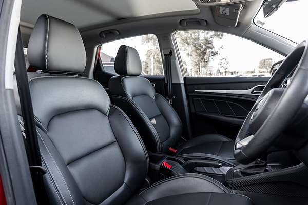 2019 MG ZS Essence AZS1
