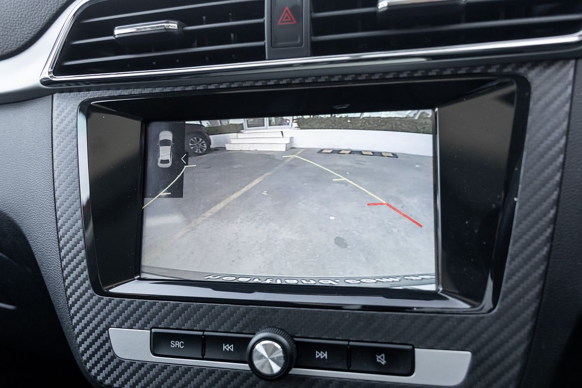 2019 MG ZS Essence AZS1