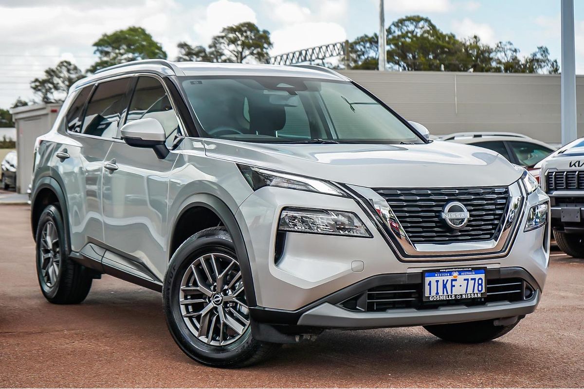 2024 Nissan X-TRAIL ST T33