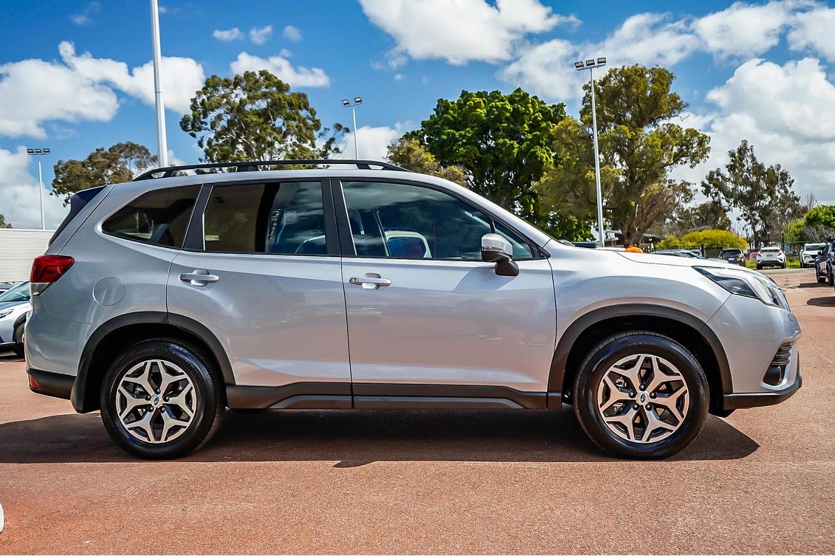 2024 Subaru Forester 2.5i S5