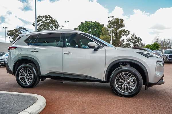 2024 Nissan X-TRAIL ST T33