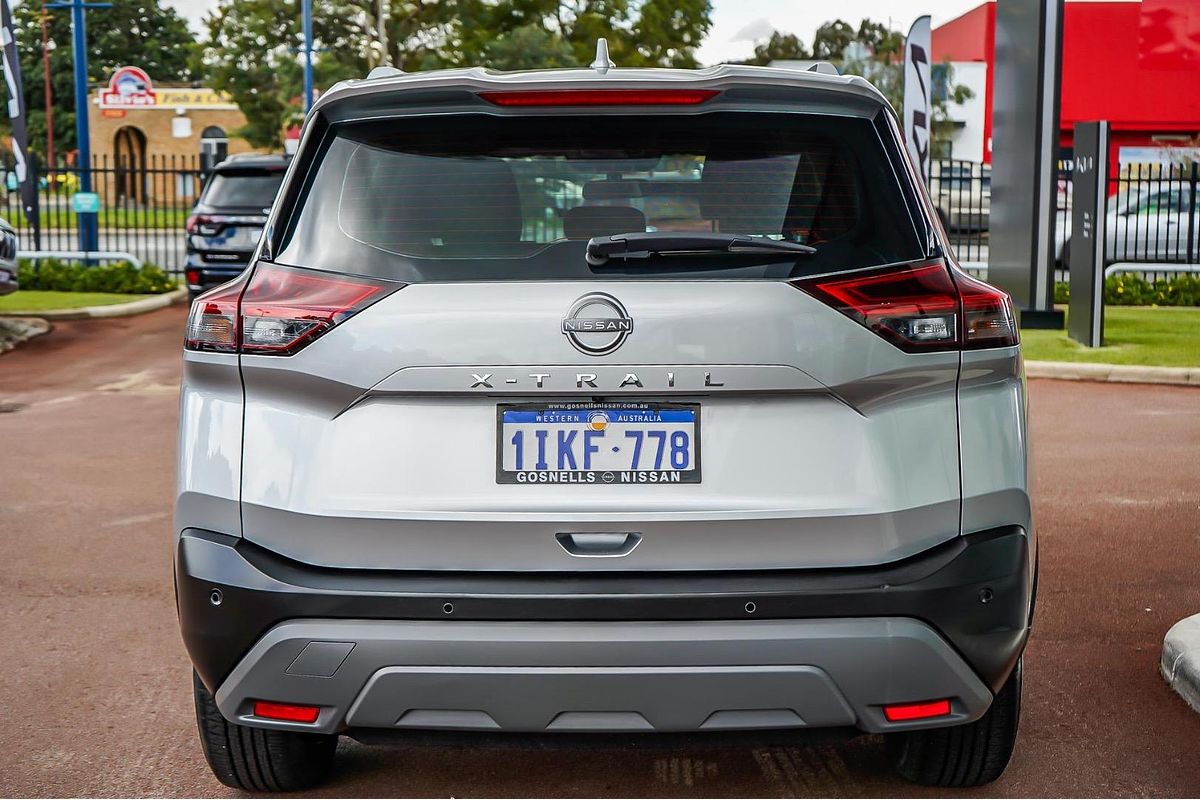 2024 Nissan X-TRAIL ST T33