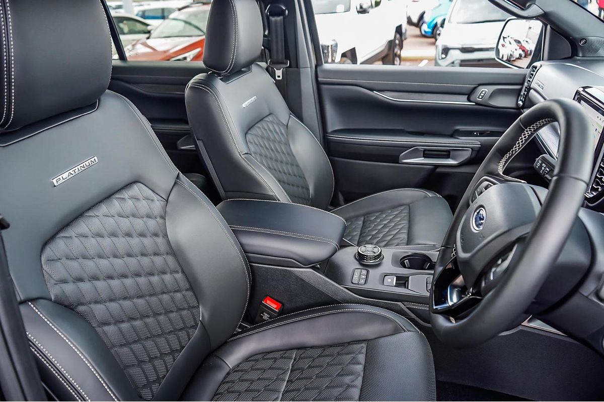 2025 Ford Everest Platinum 3.0L