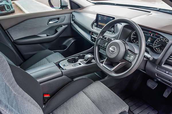 2024 Nissan X-TRAIL ST T33