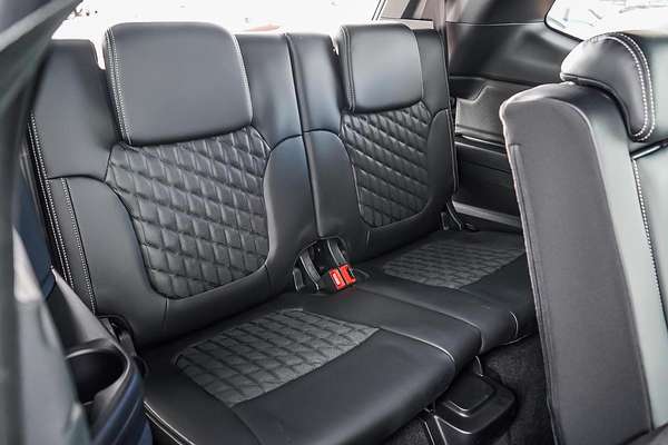 2025 Ford Everest Platinum 3.0L