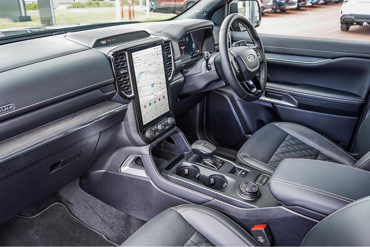 2025 Ford Everest Platinum 3.0L