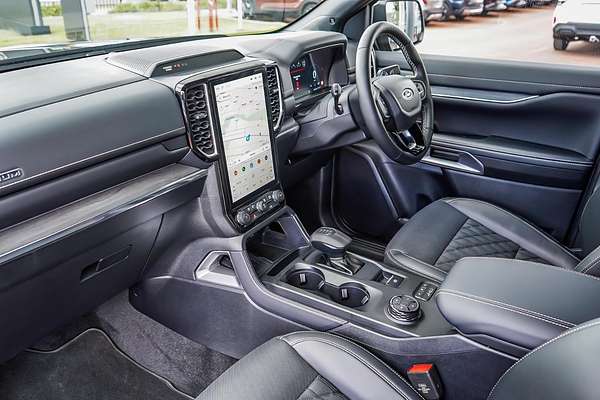 2025 Ford Everest Platinum 3.0L