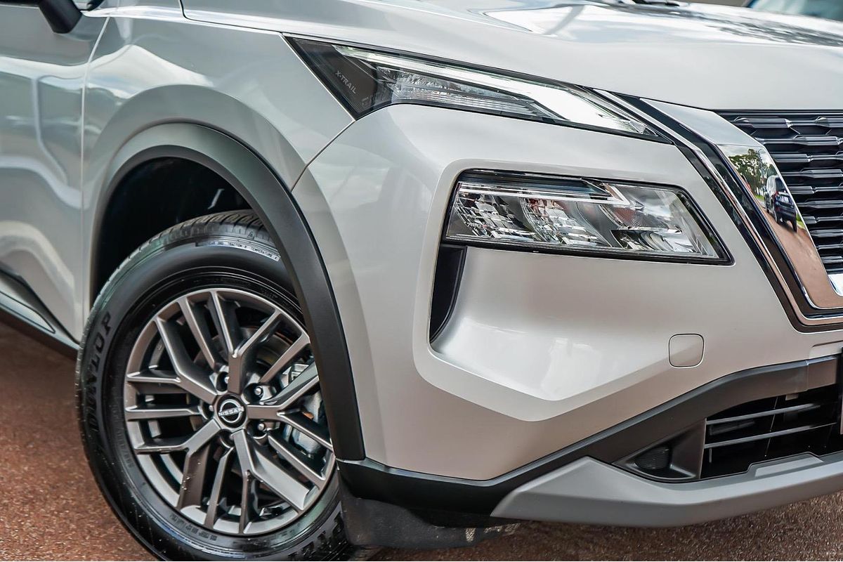 2024 Nissan X-TRAIL ST T33